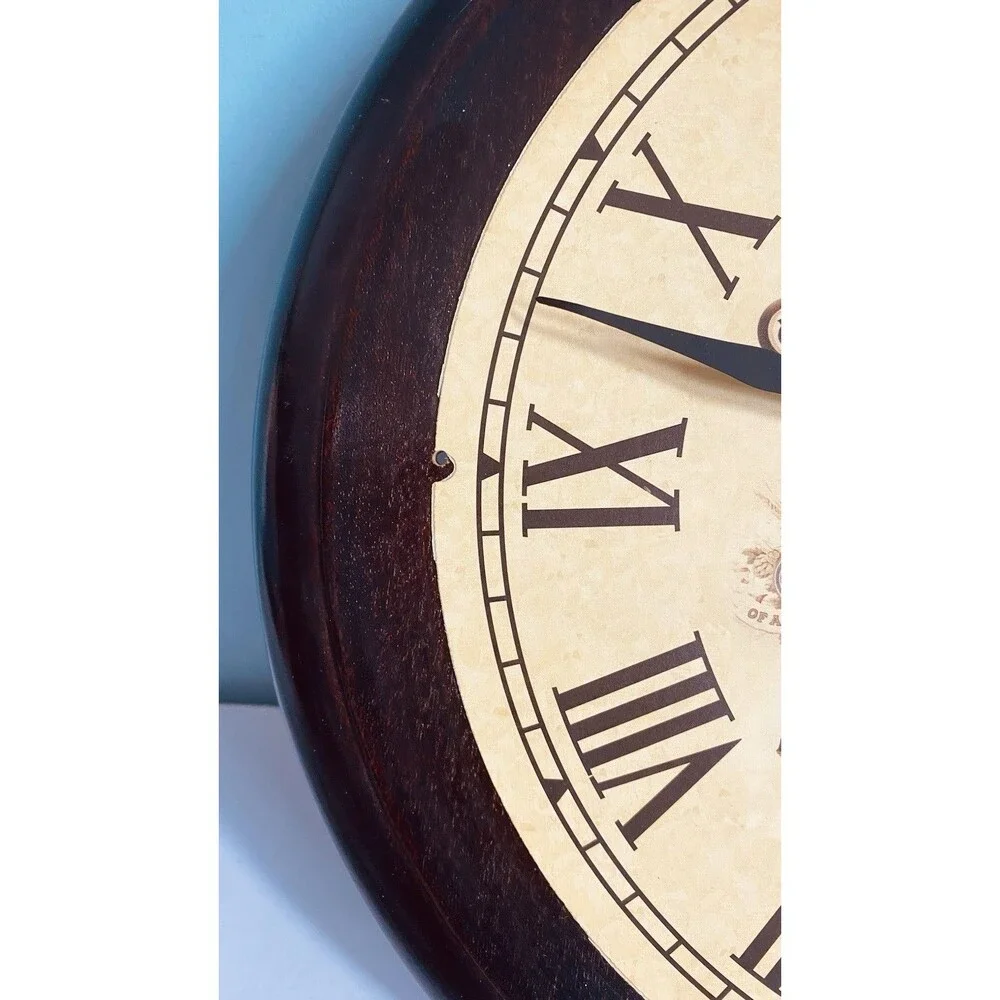 Daniel Thwaites  Wall Wooden Clock Uk Brewery Man Cave mild Bitter Ale Beer
